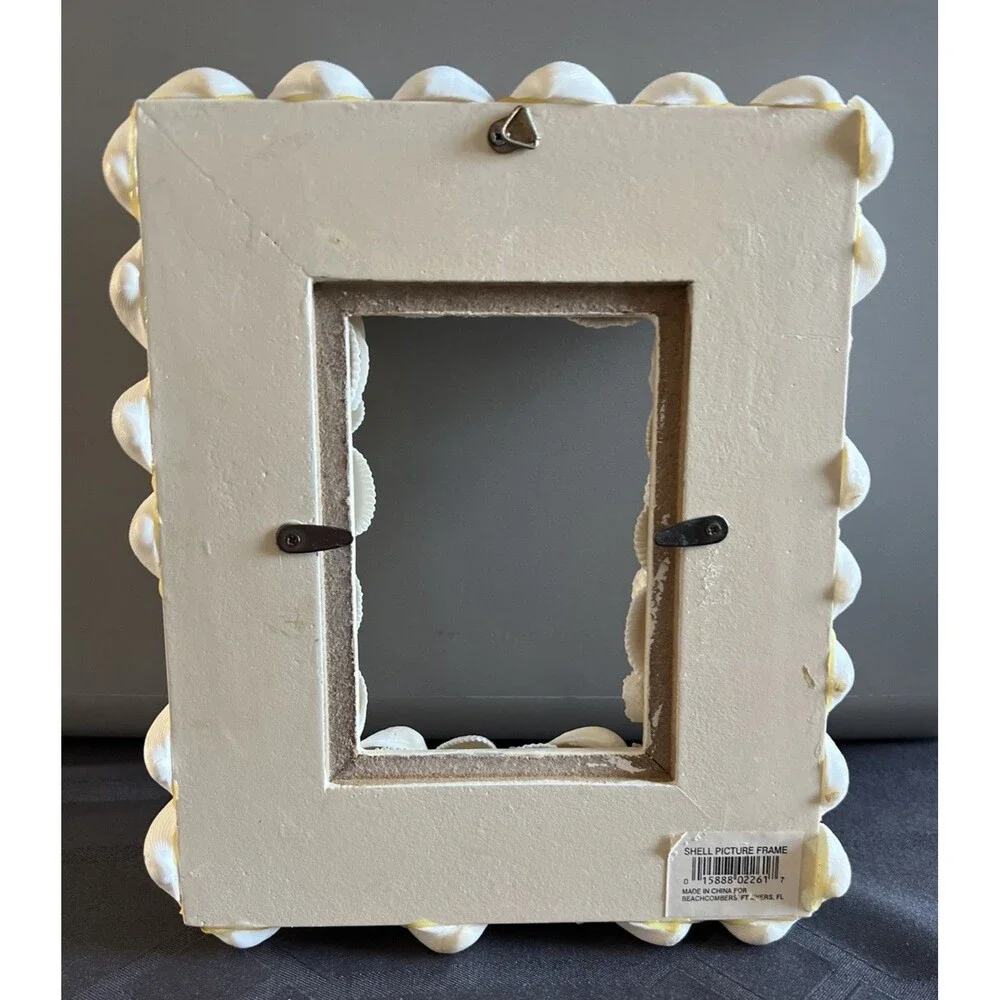 Beachcomber Sea Shell Wreath & Picture Frame Set